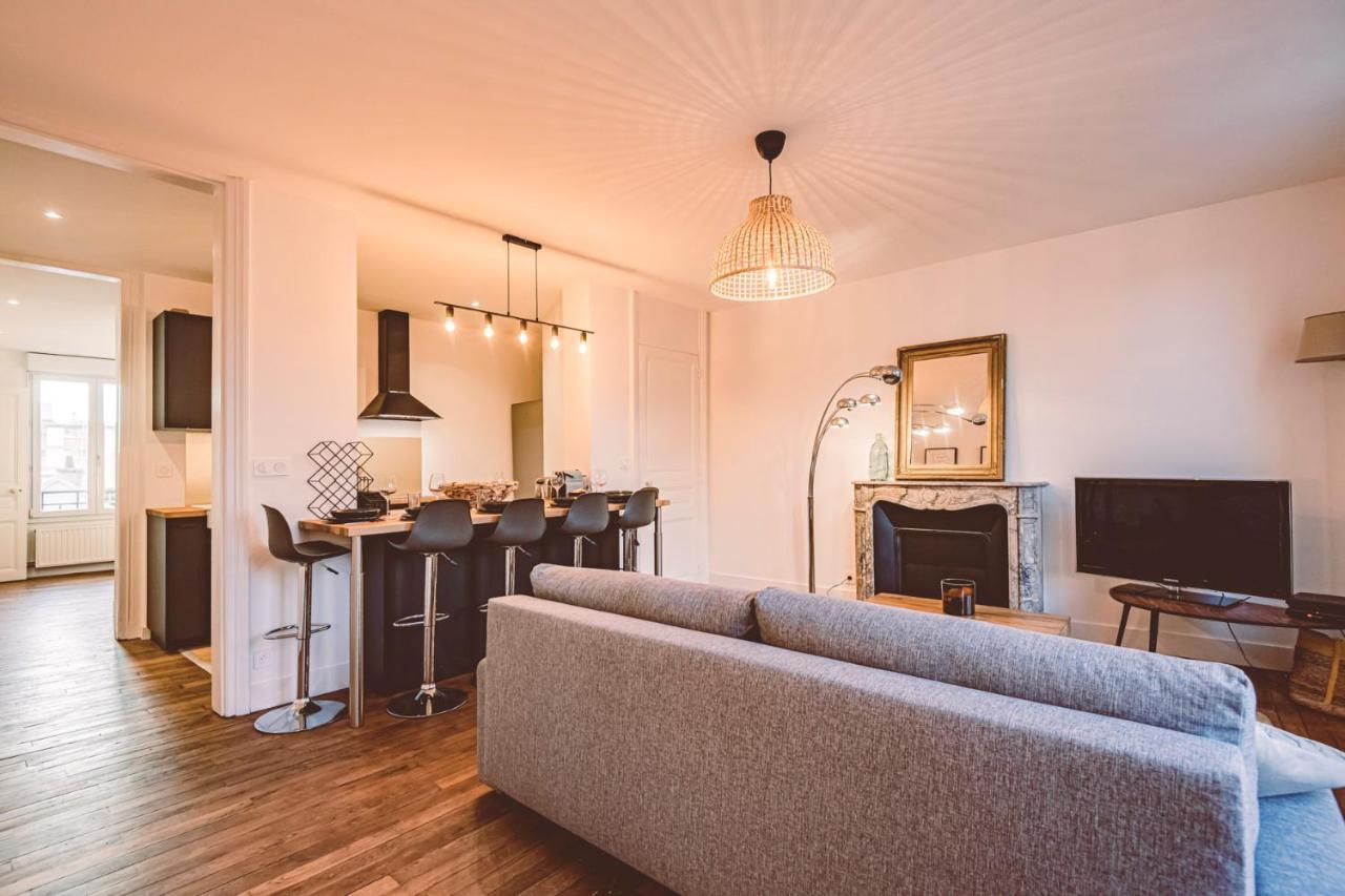 Charme De L'Ancien Pour Cet Appartement Entierement Renove Dans L'Hypercentre De Реймс Екстер'єр фото